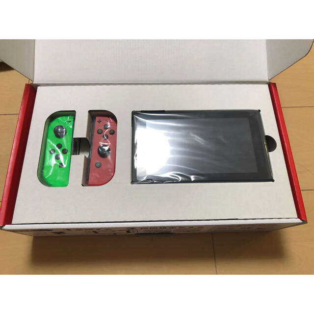 限定　ニンテンドースイッチ Nintendo Switch ネオングリーンレッド