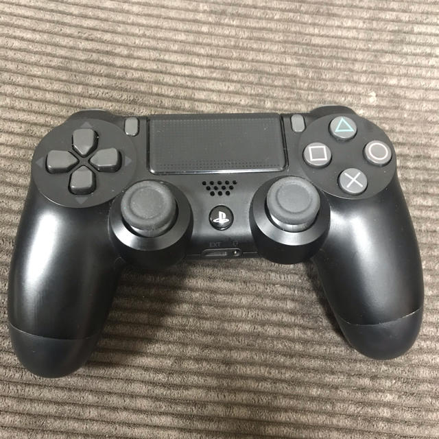 PS4 純正コントローラー