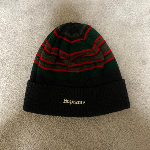 Supreme(シュプリーム)のsupreme ビーニー ニット帽　gucciカラー　シュプリーム メンズの帽子(ニット帽/ビーニー)の商品写真