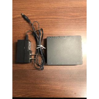 バッファロー(Buffalo)のスイッチングハブ［5ポート・100/10Mbps・ACアダプタ］(PC周辺機器)