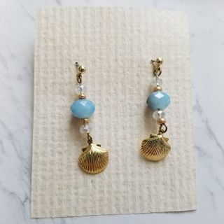 ★新品未使用★貝殻ピアス(ピアス)