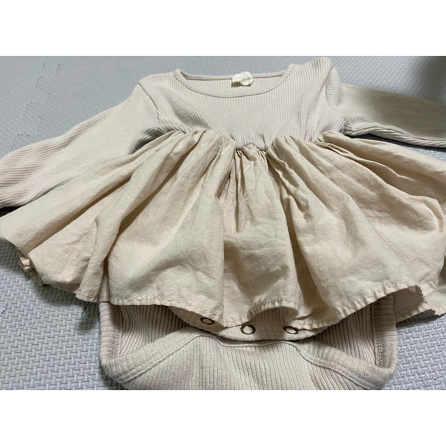 noeul風 ワンピースロンパース くすみピンク キッズ/ベビー/マタニティのベビー服(~85cm)(ロンパース)の商品写真