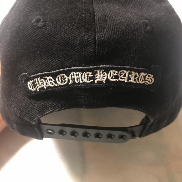 Chrome Hearts(クロムハーツ)のもこ様専用　クロムハーツ キャップ　ブラック　現行版 メンズの帽子(キャップ)の商品写真