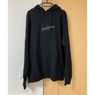 ヨウジヤマモト(Yohji Yamamoto)のヨウジヤマモト.新品タグ付きパーカー.ブラック(パーカー)