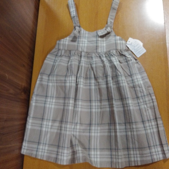 futafuta(フタフタ)の新品 テータテート チェック ワンピース 95 キッズ/ベビー/マタニティのキッズ服女の子用(90cm~)(ワンピース)の商品写真