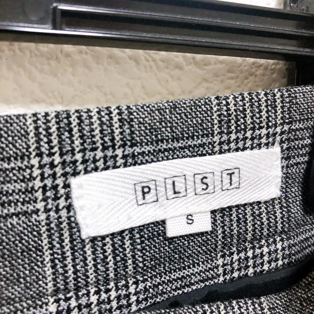 PLST(プラステ)のゆーたん様専用　美品　PLST ウォームリザーブタイトスカート　秋冬 レディースのスカート(ひざ丈スカート)の商品写真