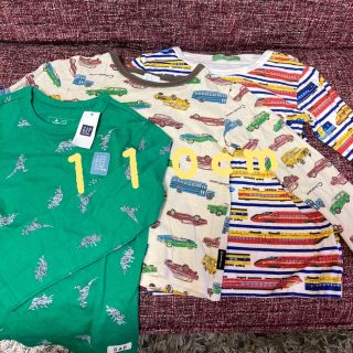 ベビーギャップ(babyGAP)の電車柄、車柄、恐竜柄長袖Ｔシャツ❤︎３点セット(Tシャツ/カットソー)