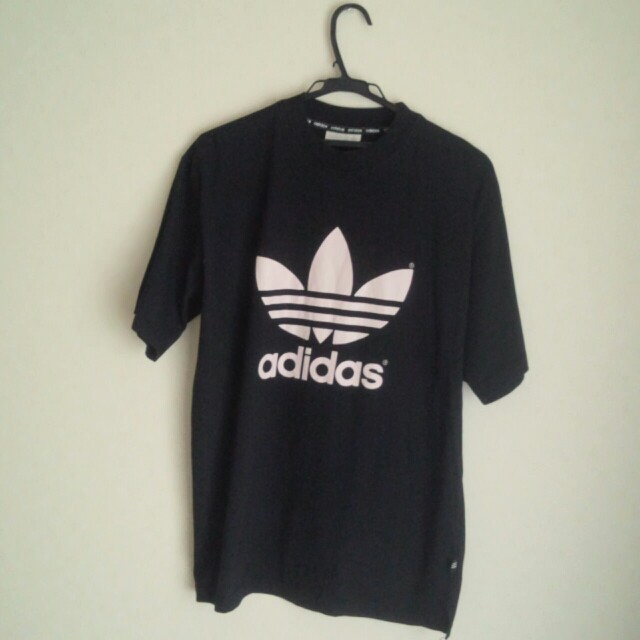 adidas(アディダス)のアディダスBigTシャツ レディースのトップス(Tシャツ(半袖/袖なし))の商品写真