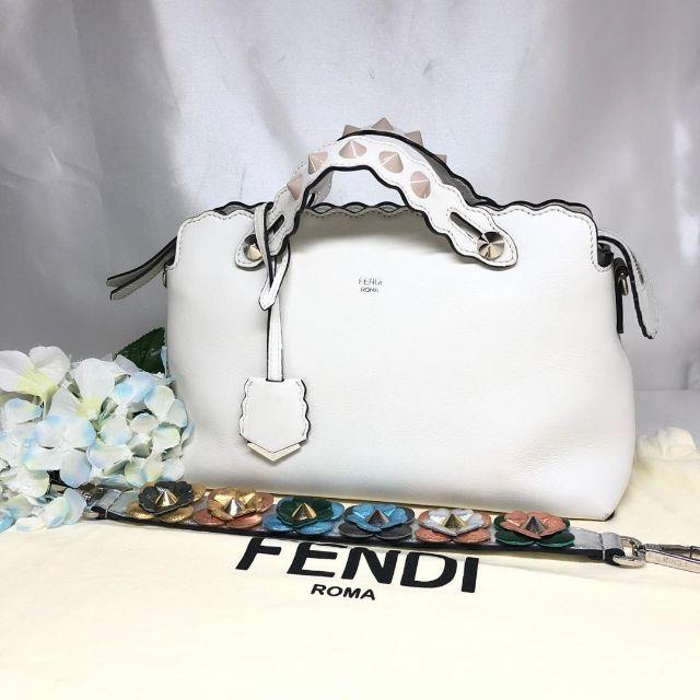 FENDI(フェンディ)のフェンディ　バイザウェイ　2way　白　ハンドバッグ レディースのバッグ(ハンドバッグ)の商品写真