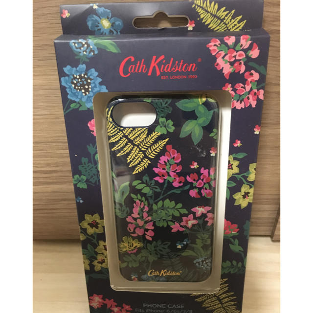 Cath Kidston(キャスキッドソン)のキャスキッドソン　スマホケース　iPhone6 6s 7 8 スマホ/家電/カメラのスマホアクセサリー(iPhoneケース)の商品写真