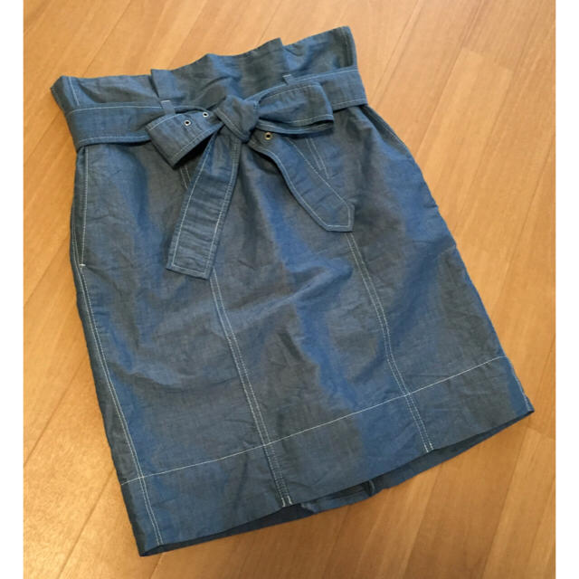 TOMORROWLAND(トゥモローランド)のMACPHEE スカート レディースのスカート(ひざ丈スカート)の商品写真