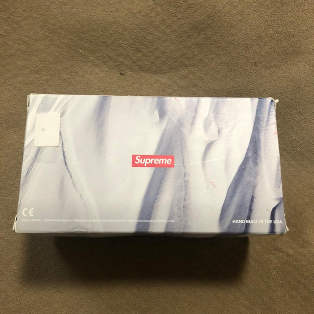 Supreme(シュプリーム)のsupreme メンズのファッション小物(サングラス/メガネ)の商品写真