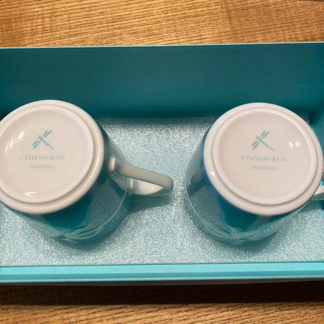 Tiffany & Co.(ティファニー)のティファニー　マグカップ　２個セット キッズ/ベビー/マタニティの授乳/お食事用品(マグカップ)の商品写真