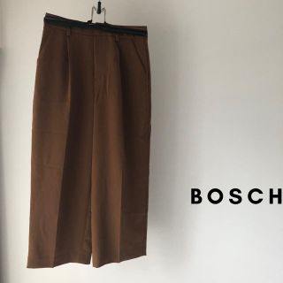 ボッシュ(BOSCH)の【美品】BOSCH クロップドパンツ　キャメル(クロップドパンツ)