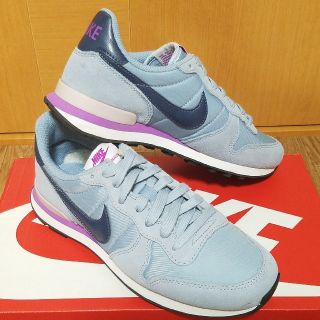 ナイキ(NIKE)の【美品】(値下げ中)NIKE インターナショナリスト 24.0cm(スニーカー)