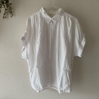 エイチアンドエム(H&M)のエイチアンドエム　h&m 半袖 シャツ ブラウス ホワイト　ゆったり(シャツ/ブラウス(半袖/袖なし))