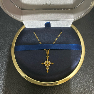 アーカー(AHKAH)のAHKAH ネックレスダイヤダイヤモンドパレクロス　k18YG 美品(ネックレス)