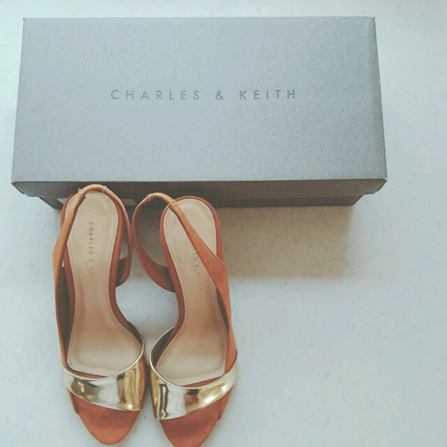 Charles and Keith(チャールズアンドキース)のチャールズ&キース サンダル レディースの靴/シューズ(サンダル)の商品写真