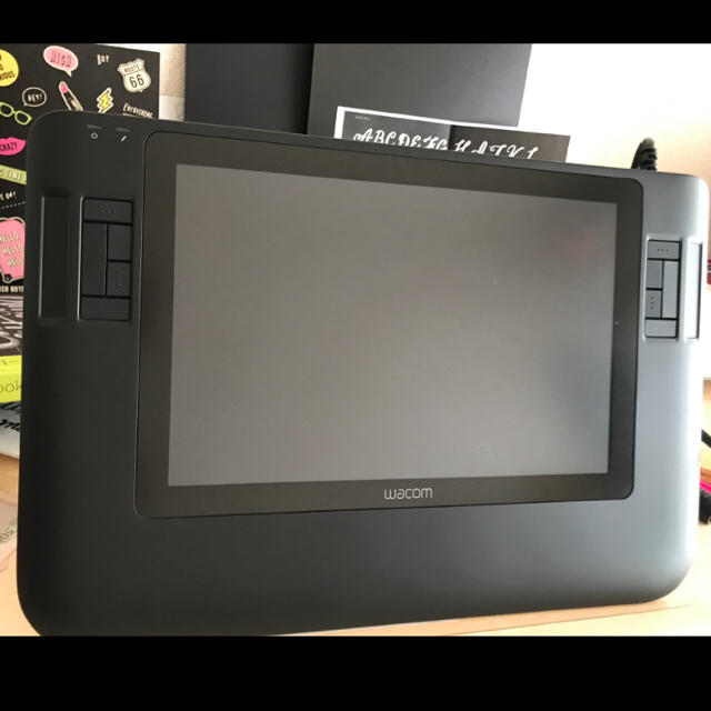 Wacom(ワコム)のCintiQ12wx スマホ/家電/カメラのPC/タブレット(PC周辺機器)の商品写真