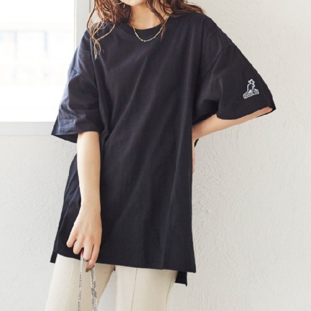 KANGOL(カンゴール)の綾ちゃん様専用  KANGOL サイドスリットオーバーサイズTシャツ  Lサイズ レディースのトップス(Tシャツ(半袖/袖なし))の商品写真