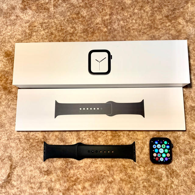 Apple Watch(アップルウォッチ)のApple Watch 4 GPS+セルラーモデル 44mm スペースグレイ スマホ/家電/カメラのスマホ/家電/カメラ その他(その他)の商品写真