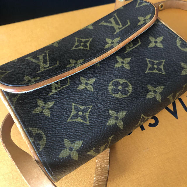 LOUIS VUITTON(ルイヴィトン)のルイヴィトン　モノグラム　フロランティーヌ　ウェストポーチ レディースのバッグ(ボディバッグ/ウエストポーチ)の商品写真