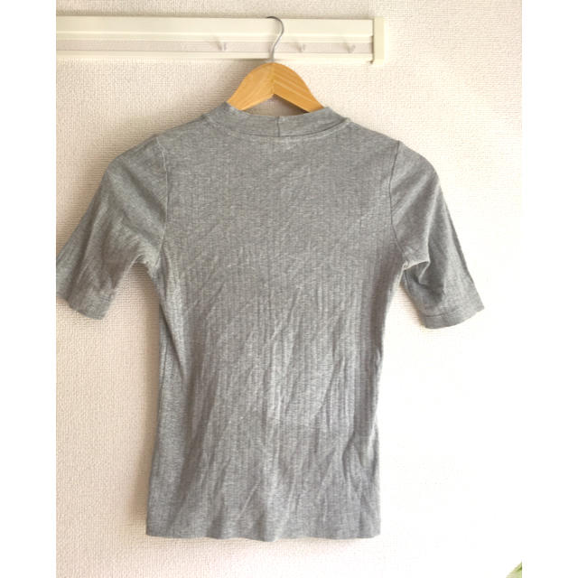UNIQLO(ユニクロ)のユニクロ トップス  ハイネック リブTシャツ  5分袖 レディースのトップス(Tシャツ(半袖/袖なし))の商品写真