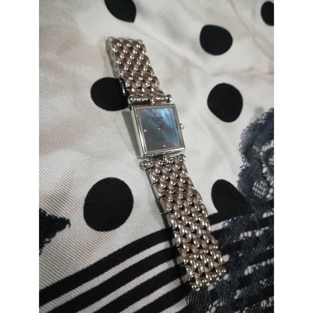 Van Cleef & Arpels(ヴァンクリーフアンドアーペル)のTUKASAさま専用：VCAクラシック カレ ダイヤ シェル  レディースのファッション小物(腕時計)の商品写真