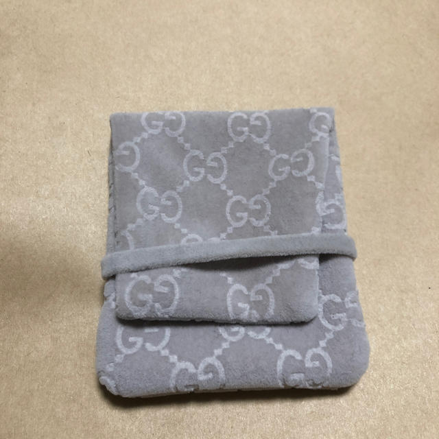 グッチ クロスカットアウトGネックレス | www.yokecomms.com