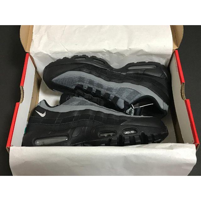 NIKE(ナイキ)のAIR MAX 95 エッセンシャル CI3705-002 エアマックス 27 メンズの靴/シューズ(スニーカー)の商品写真