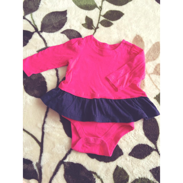 babyGAP(ベビーギャップ)のbaby gap スカート付きロンパース キッズ/ベビー/マタニティのベビー服(~85cm)(カバーオール)の商品写真