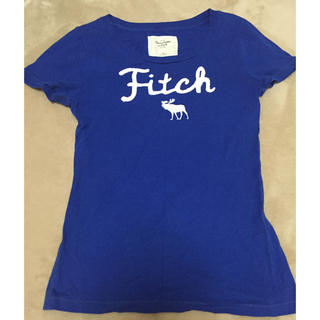 アバクロンビーアンドフィッチ(Abercrombie&Fitch)のブルーTシャツ(Tシャツ(半袖/袖なし))