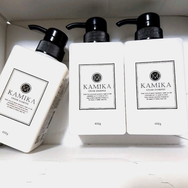 カミカ 黒髪クリームシャンプー KAMIKA 400g 3本 - シャンプー
