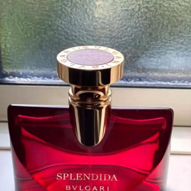 BVLGARI(ブルガリ)の香水　ブルガリ　スプレンディダ　マグノリア　センシュアル　100ml コスメ/美容の香水(香水(女性用))の商品写真