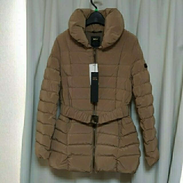 TATRAS タトラス ダウンジャケット 新品未使用 03 難あり TATRAS タトラス ダウンジャケット 新品未使用 03 難あり