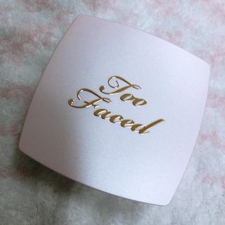 トゥフェイス(Too Faced)のToo Faced プライムド＆ポアレス+フェイスパウダー(フェイスパウダー)