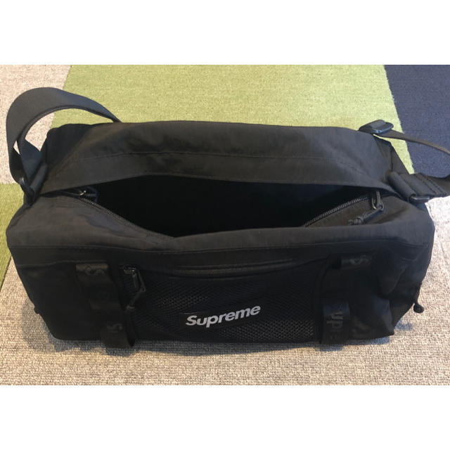 Supreme Mini Duffle Bag 黒 ブラック Black 2