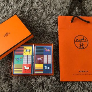 エルメス(Hermes)の直営店購入2020新品エルメスHERMESトランプ(チャーム)