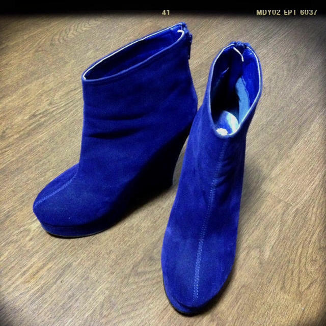 ブーティー♡ロイヤルブルー レディースの靴/シューズ(ブーツ)の商品写真