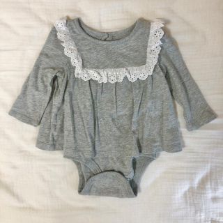 ベビーギャップ(babyGAP)の【GAP】ギャップ　ベビー　キッズ　長袖　カットソー　ロンパース　 70センチ (シャツ/カットソー)