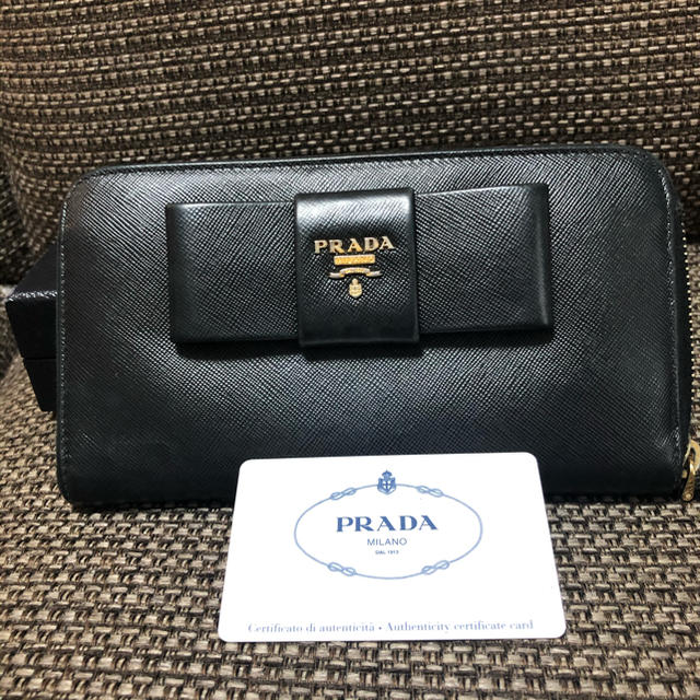 PRADA 長財布　ブラック　リボン