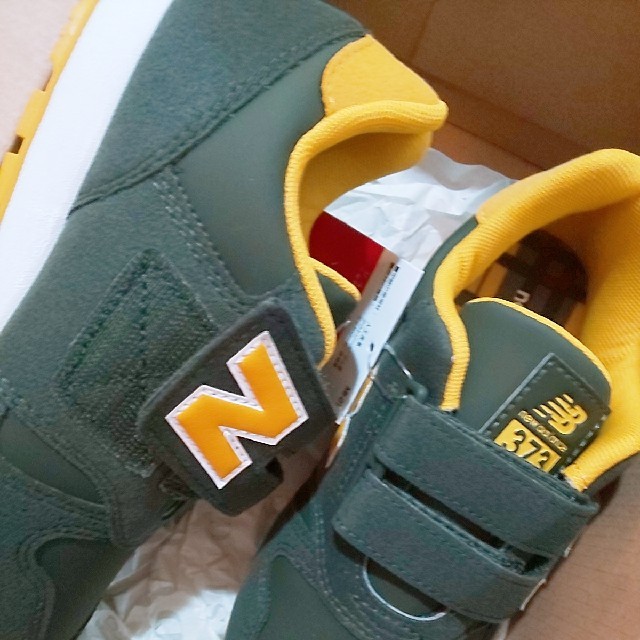 New Balance(ニューバランス)のnew balance  21cm  スニーカー  新品 キッズ/ベビー/マタニティのキッズ靴/シューズ(15cm~)(スニーカー)の商品写真