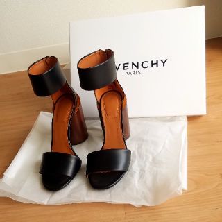 ジバンシィ(GIVENCHY)のGIVENCHY　サンダル(サンダル)