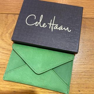 コールハーン(Cole Haan)の未使用　コールハーン　レザー　カードケース　緑(名刺入れ/定期入れ)