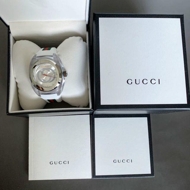 Gucci(グッチ)の【新品】海外限定●グッチ GUCCI クオーツ メンズ 腕時計 ホワイト メンズの時計(ラバーベルト)の商品写真