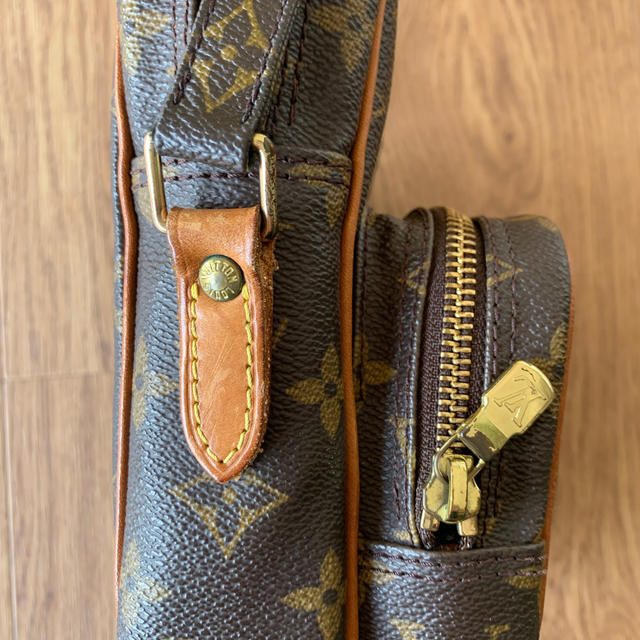 LOUISVUITTON ルイヴィトン　アマゾン　ショルダーバック