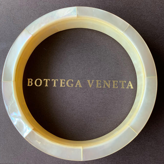 Bottega Veneta(ボッテガヴェネタ)のボッテガヴェネタ　ジェルバングル レディースのアクセサリー(ブレスレット/バングル)の商品写真