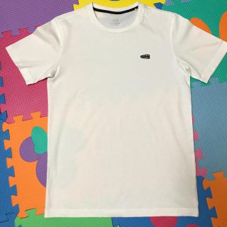 ニューバランス(New Balance)の白Tシャツ(Tシャツ/カットソー(半袖/袖なし))