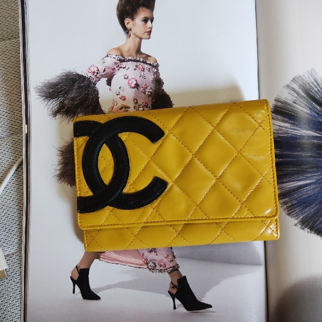 CHANEL(シャネル)の11万円（新品時の参考価格）シャネルカンボンライン　廃盤レア　財布 レディースのファッション小物(財布)の商品写真