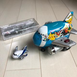 エーエヌエー(ゼンニッポンクウユ)(ANA(全日本空輸))のレア☆くるピカ　ピースジェット　ピカチュウ  ポケモン　全日空　ANA 飛行機　(その他)